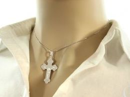 krzyżyk krzyż srebrny z Panem Jezusem na łańcuszek na prezent pamiątkę komunię chrzest srebrne dewocjonalia realne zdjęcia