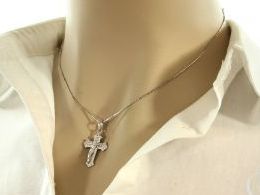 krzyżyk krzyż srebrny z Panem Jezusem na łańcuszek na prezent pamiątkę komunię chrzest srebrne dewocjonalia realne zdjęcia