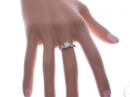 złoty pierścionek zaręczynowy zaręczyny z cyrkoniami złoto żółte prezent dla żony dziewczyny na urodziny imieniny na pamiątkę pod choinkę realne zdjęcie zdjęcia na palcu w pudełku na modelce