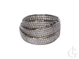 ekskluzywny srebrny pierścionek damski nowoczesny wzór z cyrkoniami pierścionek na palcu realne zdjęcie foto