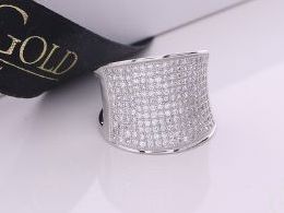 pierścionek srebrny szeroka obrączka z cyrkoniami cyrkonie pierścionki srebrne realne zdjęcie na palcu dłoni na prezent urodziny imieniny pod choinkę na prezent dla dziewczyny żony