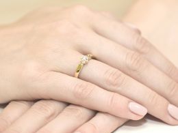 złoty pierścionek zaręczynowy klasyczny złoto żółte próba 0.585 brylant diament pierścionki zaręczynowe klasyczne