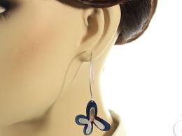 kolczyki srebrne wiszące długie z motylem motylami otwarte zapięcie realne zdjęcia na modelce uchu kolczyki srebrne na prezent dla żony dziewczyny urodziny imieniny rocznicę pakowanie na prezent