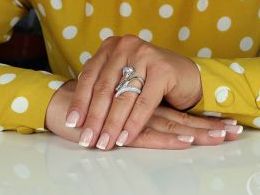 pierścionek srebrny z cyrkoniami nowoczesny wzór design duży szeroki zawijany cyrkonie pierścionki srebrne realne zdjęcie na palcu dłoni na prezent urodziny imieniny pod choinkę na prezent dla dziewczyny żony