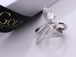 pierścionek srebrny z cyrkoniami nowoczesny wzór design duży szeroki zawijany cyrkonie pierścionki srebrne realne zdjęcie na palcu dłoni na prezent urodziny imieniny pod choinkę na prezent dla dziewczyny żony