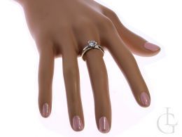 złoty elegancki pierścionek na palcu złoto żółte złoto białe pierścionki zaręczynowe pierścionek zaręczynowy złoto 0.585 14K