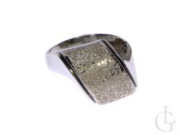 pierścionek srebrny ekskluzywny duży na palcu realne zdjęcie foto srebro 0.925