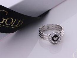 pierścionek srebrny z cyrkoniami cyrkonie serduszko okrągła korona pierścionki srebrne realne zdjęcie na palcu dłoni na prezent urodziny imieniny pod choinkę na prezent dla dziewczyny żony