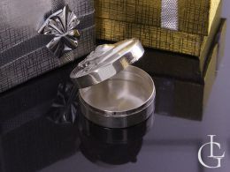 wisiorek srebrny miś z misiem otwierane pudełeczko na ząbek srebro 0.925