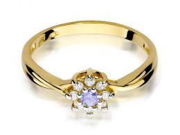 złoty pierścionek zaręczynowy z tanzanitem tanzanit brylantami diamentami na palcu na ręce złoto żółte próba 0.585 14ct nowoczesny wzór pierścionka