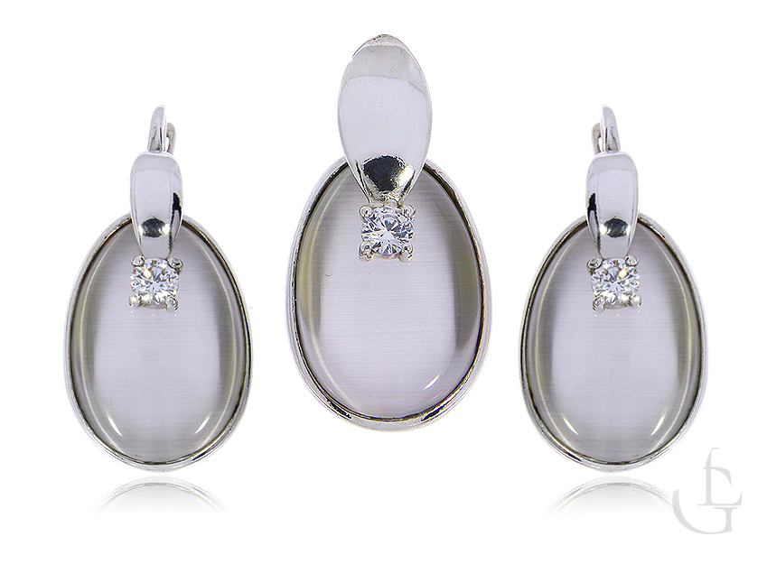 Srebrny komplet biżuterii masa perłowa i cyrkonie kolczyki i wisior
