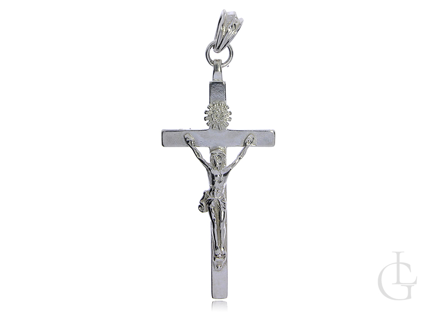 Duży krzyżyk ze srebra pr.0,925 z wizerunkiem Pana Jezusa na prezent