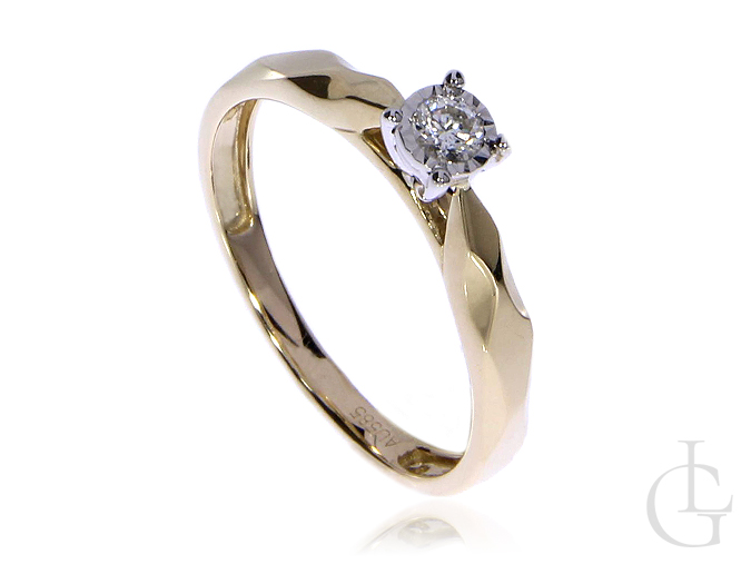 Złoty pierścionek zaręczynowy pr.0,585 z diamentem