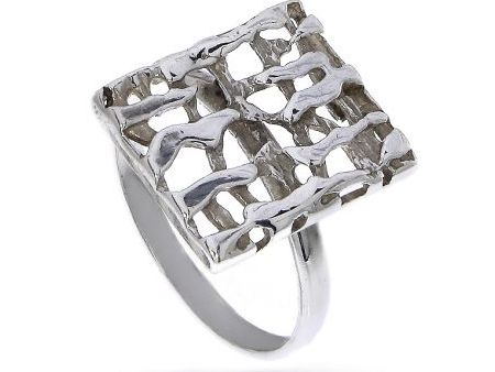 Ażurowy pierścionek ze srebra z ażurową prostokątną koroną
