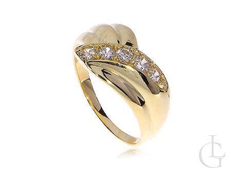 Ekskluzywny pierścionek złoty zaręczynowy