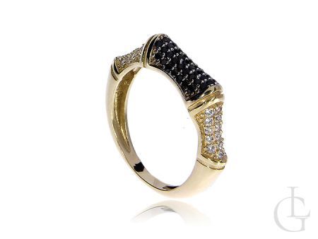 Nowoczesny pierścionek złoty czarne kamienie