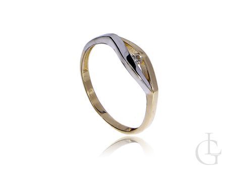 Złoty pierścionek zaręczynowy z żółtego i białego złota z diamentem