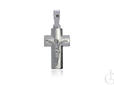 Delikatny krzyżyk ze srebra pr.0,925 z wizerunkiem Pana Jezusa