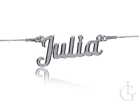 Julia zawieszka z imieniem na łańcuszku srebrny naszyjnik damski z imieniem Julia srebro rodowane pr.0,925